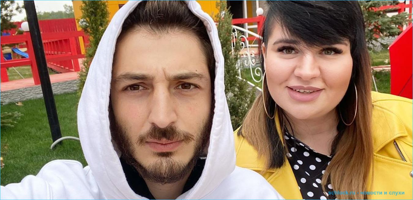 Саша Черно показала своего брата, которого антифанаты считают её сыном