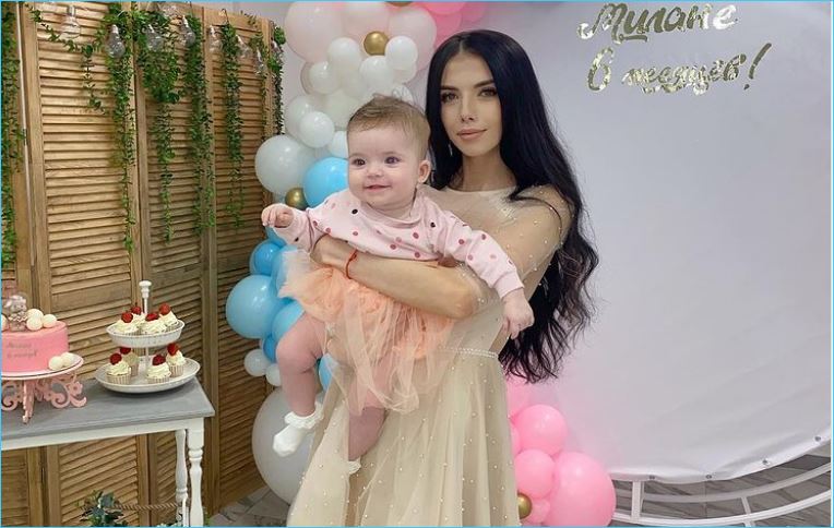 День рождения дочери Пингвиновой и Чайкова сравнили с жизнью на поляне Дома 2