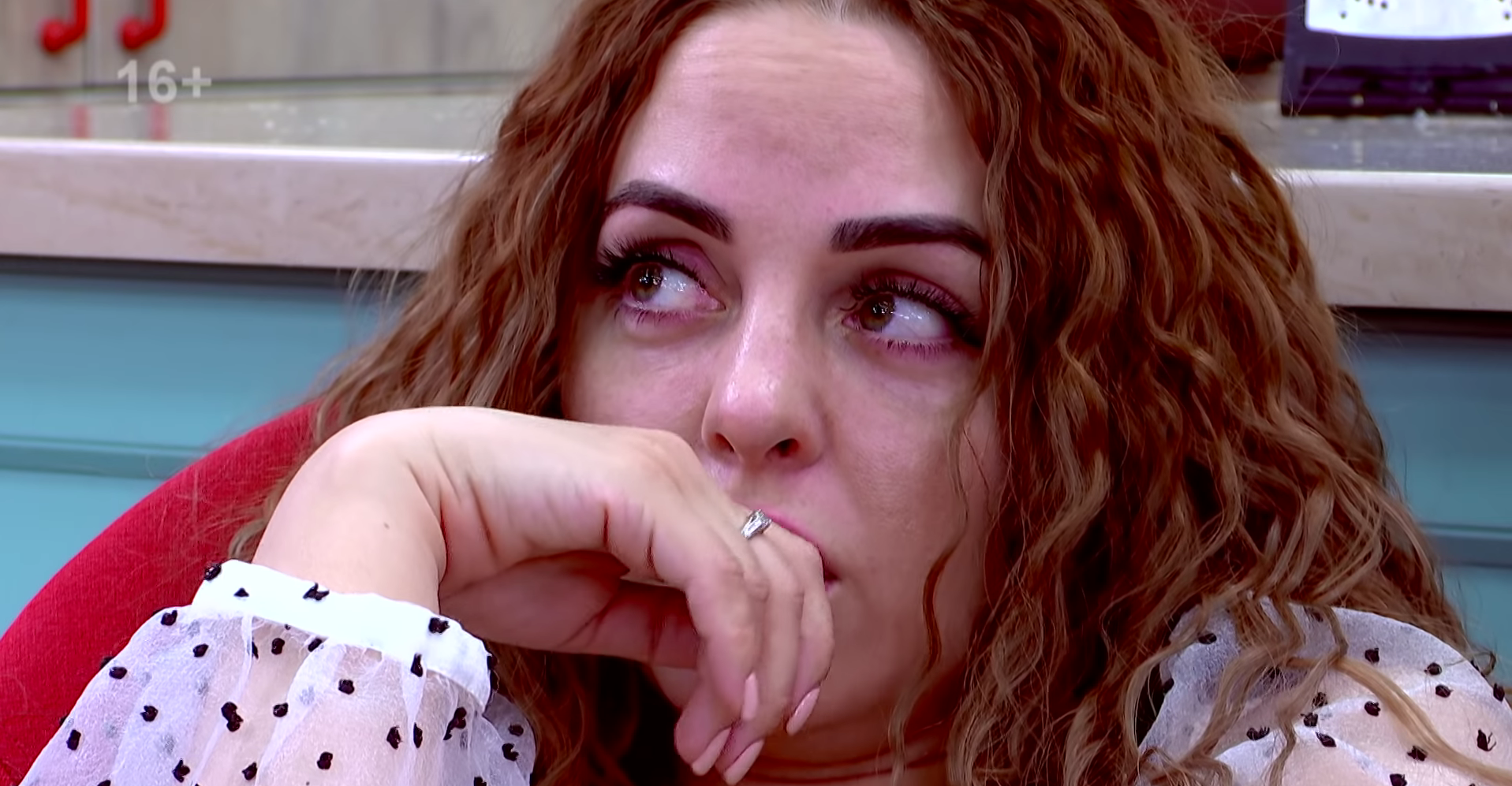 Юлия Ефременкова покупает квартиру и откладывает возвращение на проект Дом 2