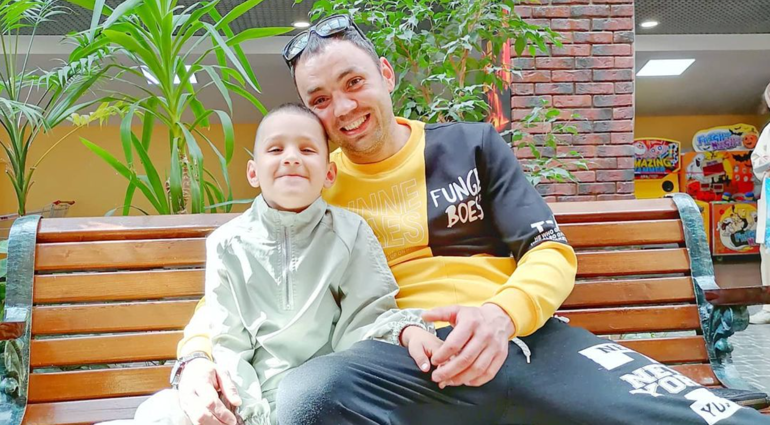 Александр Гобозов вернулся на Дом 2 к Надежде Ермаковой Александр Гобозов вернулся на Дом 2 к Надежде Ермаковой