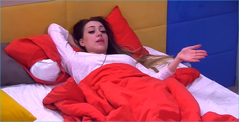 Алена Савкина вынуждена признать, что просто пристроила Сёмина на Дом 2