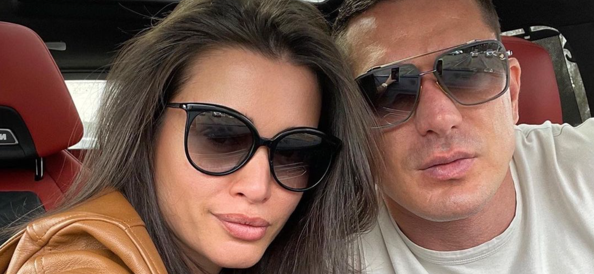 Лера Фрост и Тата Блюменкранц наперебой намекают на новый роман Лера Фрост и Тата Блюменкранц наперебой намекают на новый роман