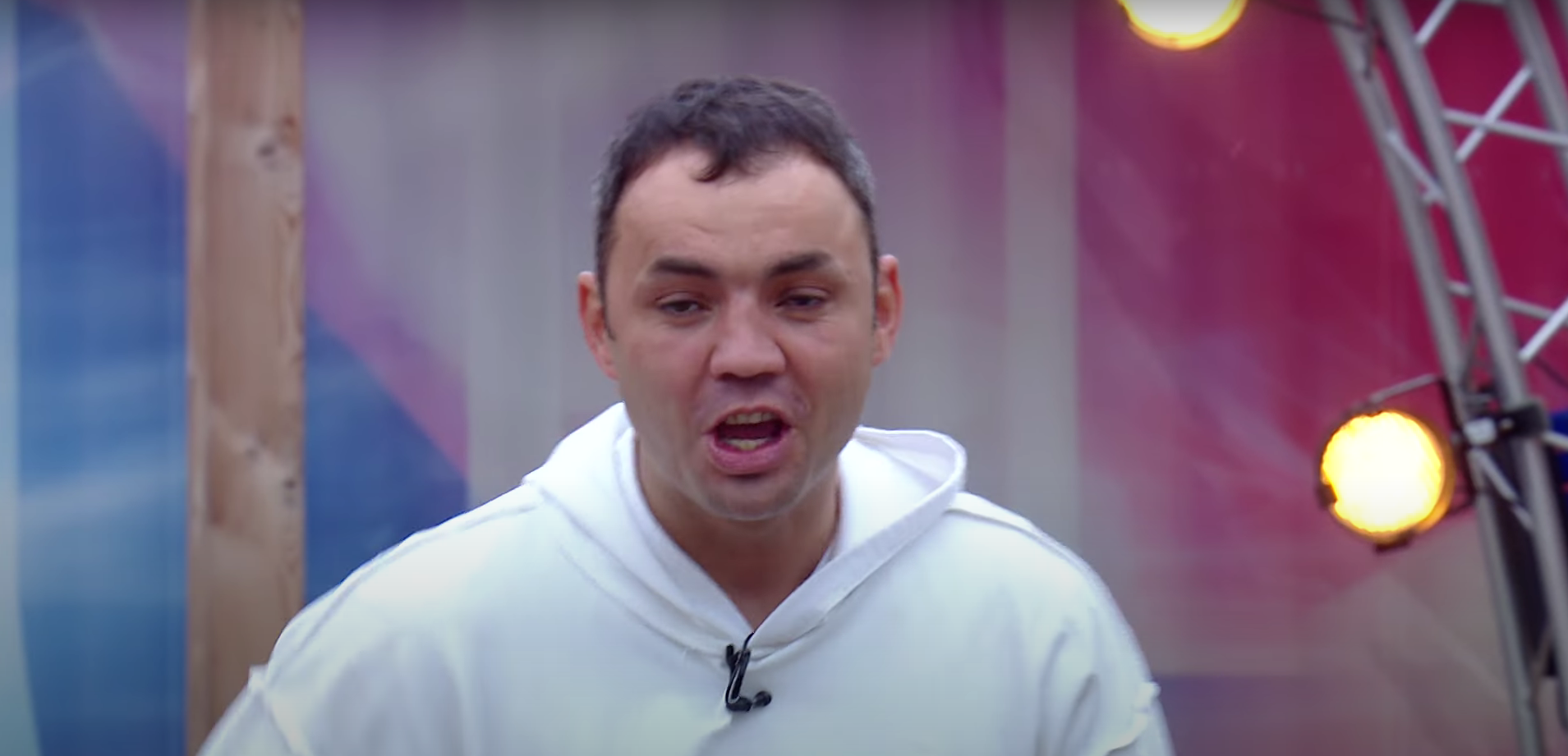 Алиана Устиненко не пустила сына Роберта к Саше Гобозову на Дом 2