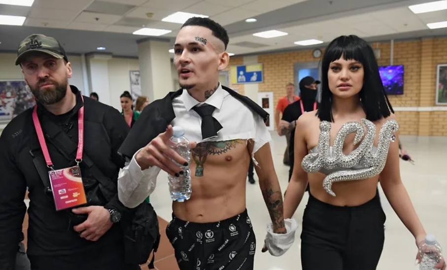 Роскомнадзор проверит премию МУЗ ТВ на ЛГБТ-пропаганду