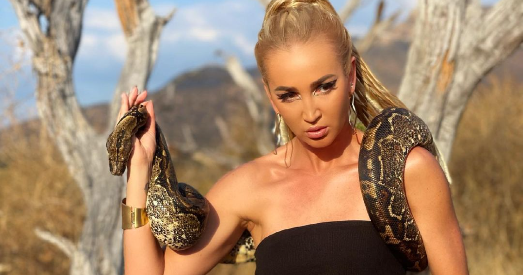 Мотивируя фанатов, Ольга Бузова преодолела свою главную фобию - змей