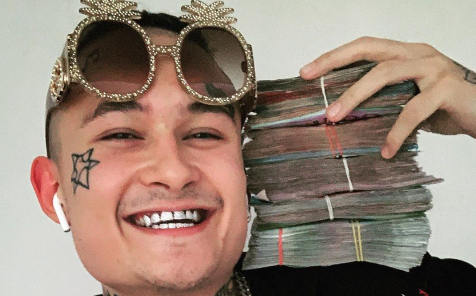 Моргенштерн подарил свою коляску с премии МУЗ ТВ мальчику-инвалиду