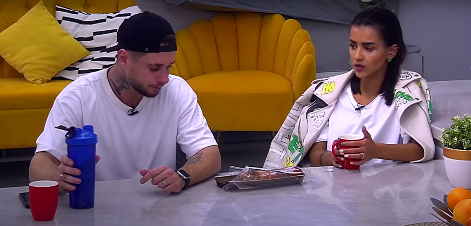 Кристина Бухынбалтэ встречается с поклонником в отместку Ромашову