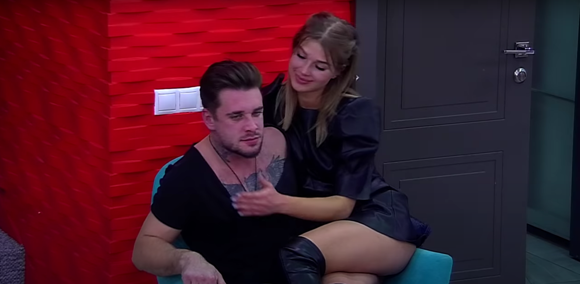 Ромашов и Бигрина заселились в отдельную комнату