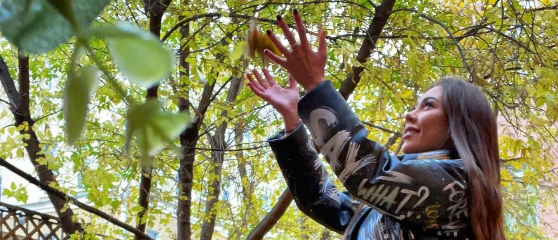 Алёна Рапунцель скитается с сыном по гостиницам