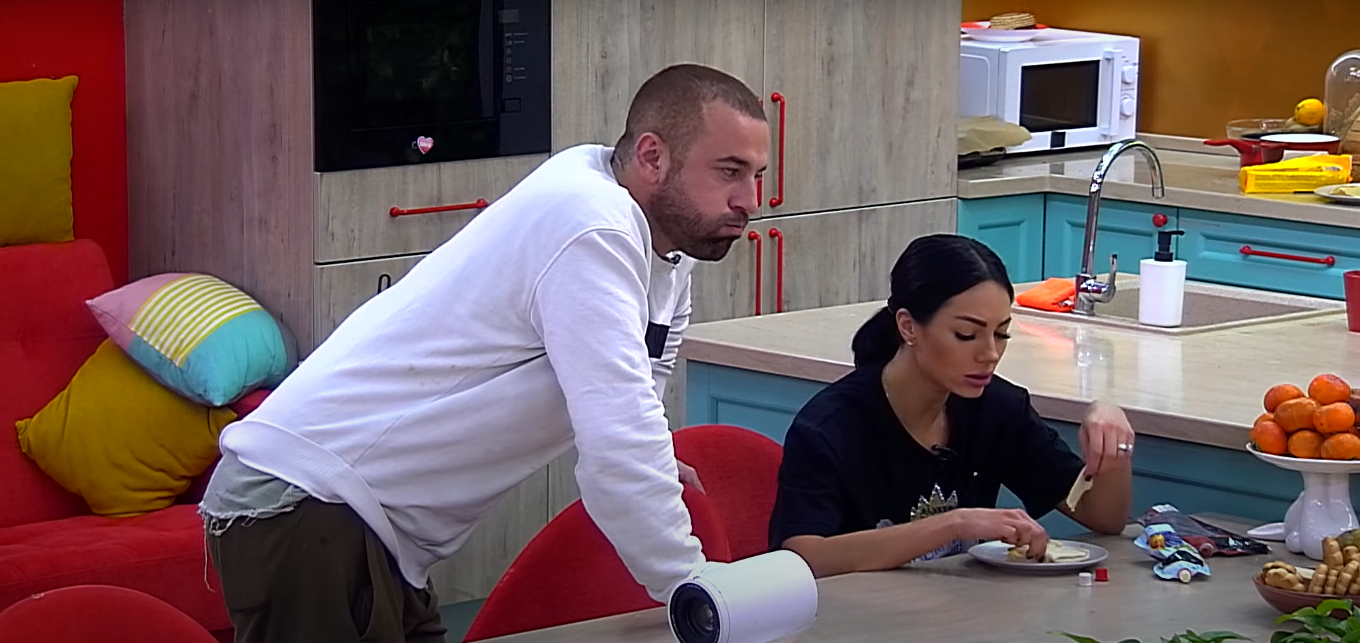 Анна Брянская быстро превратилась у Адеева из любимой женщины в быдло