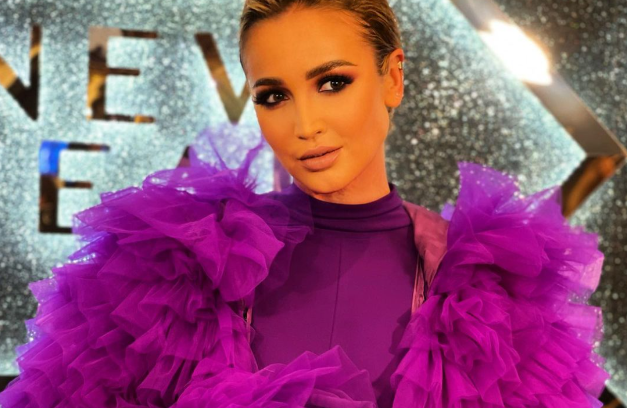 Ольга Бузова посмеялась над Дмитрием Тарасовым на премии Fashion-TV