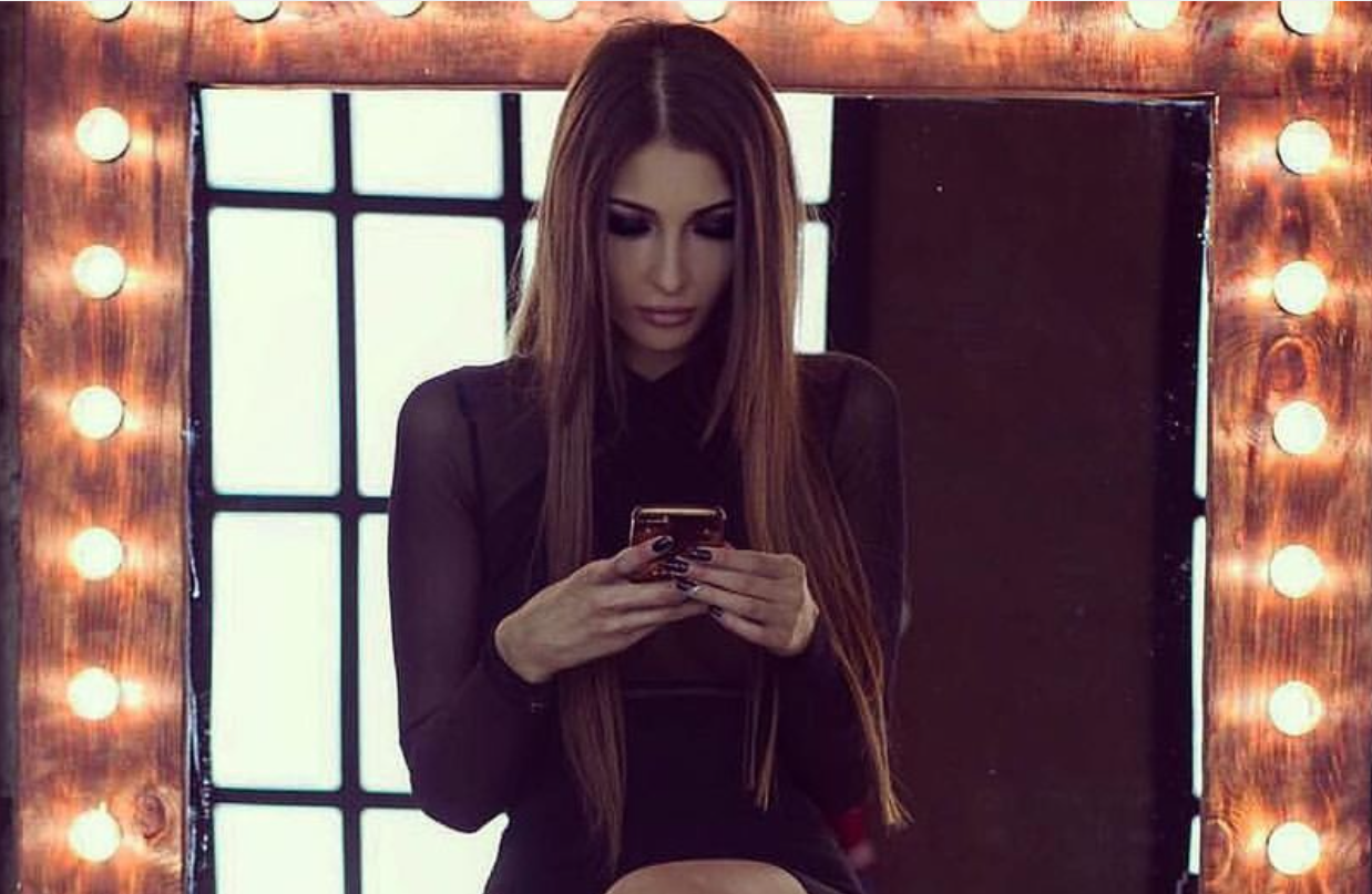 Захарова не понимает, почему её боятся мужчины Захарова не понимает, почему её боятся мужчины