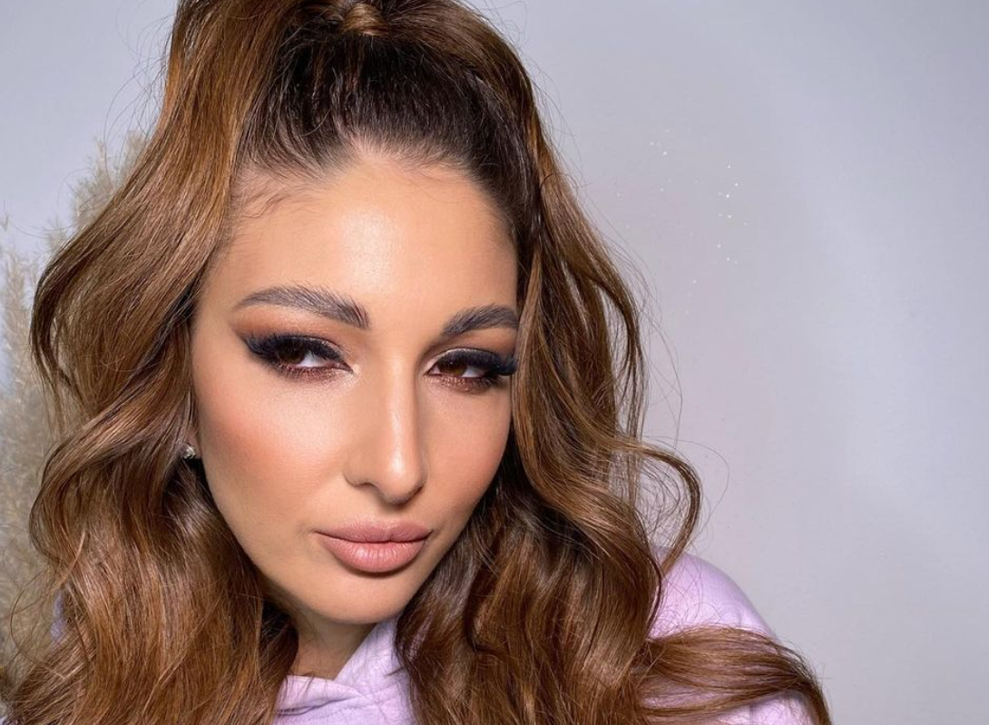 Яна Захарова предпочитает разрушить жизнь сотням мужчин