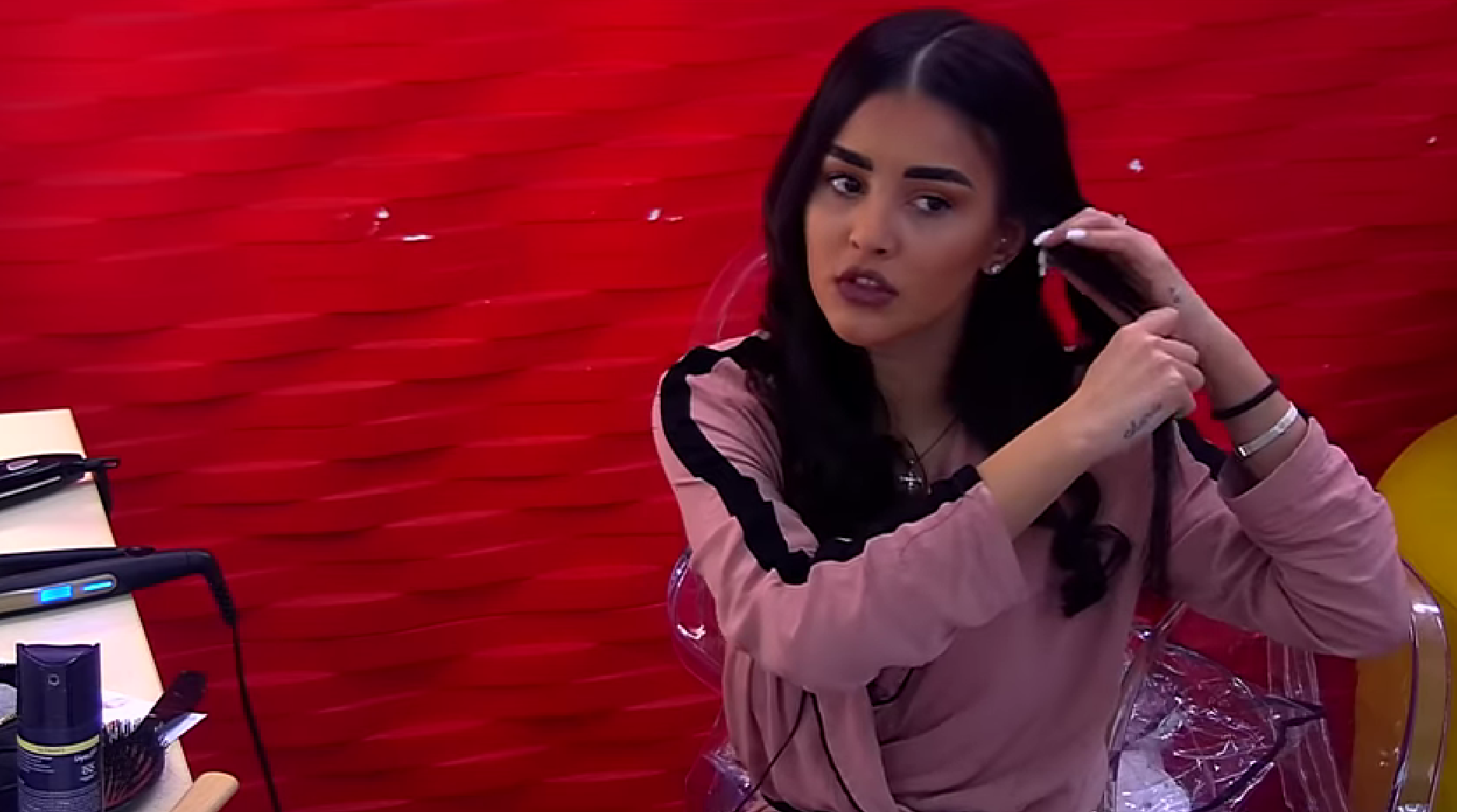 Кристина Бухынбалтэ не советует одиноким женщинам делать маммопластику