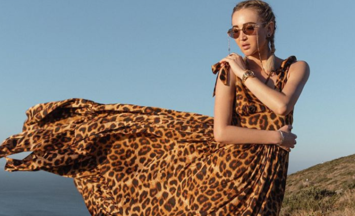 Появились слухи, что Валя Карнавал, Карина Кросс и Алёна Водонаева станут участницами второго сезона "Звезды в Африке" Появились слухи, что блогер Валя Карнавал, Карина Кросс и Алёна Водонаева станут участницами второго сезона "Звезды в Африке"