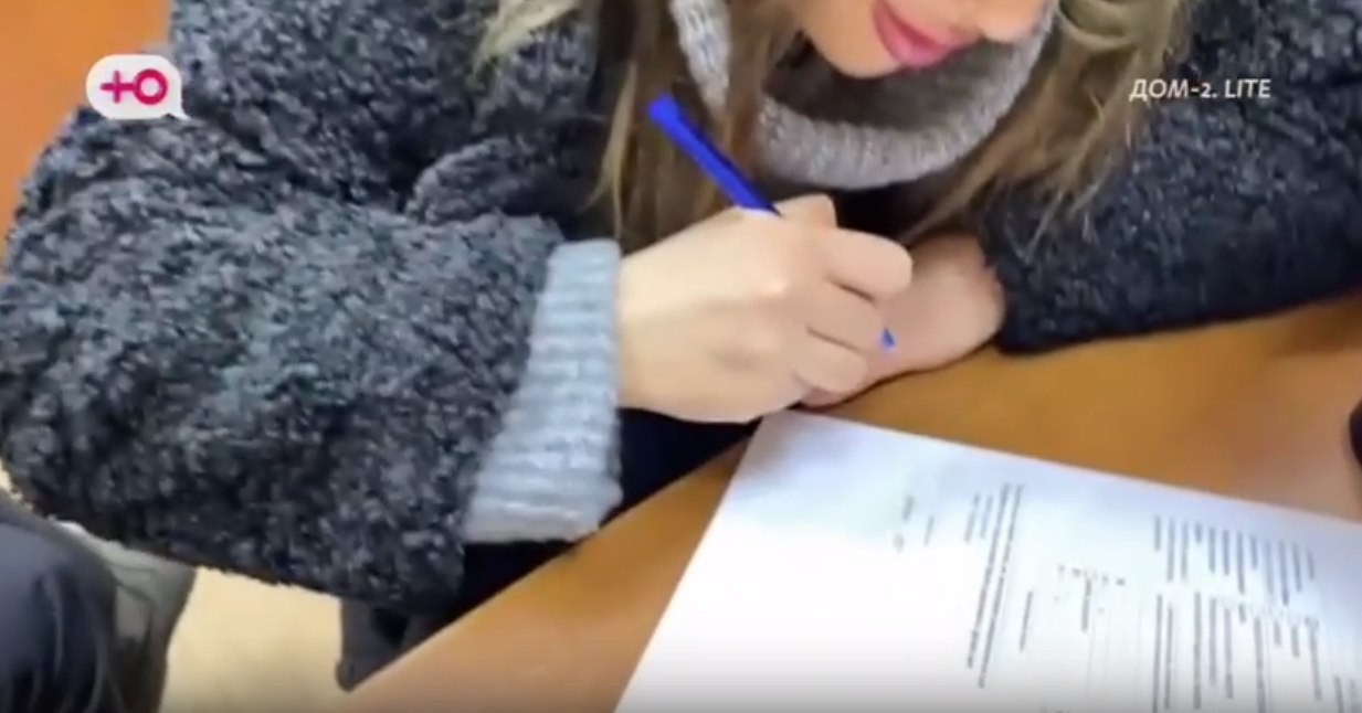 Бабушка Алёны Опенченко запретила ей выходить замуж за Балыкина