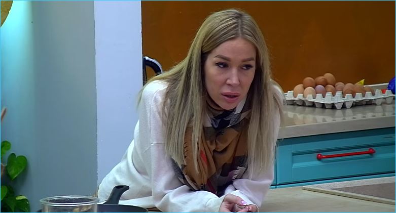 Конфликт Надежды Ермаковой и Алексея Адеева не исчерпан, примирение невозможно Конфликт Надежды Ермаковой и Алексея Адеева не исчерпан, примирение невозможно