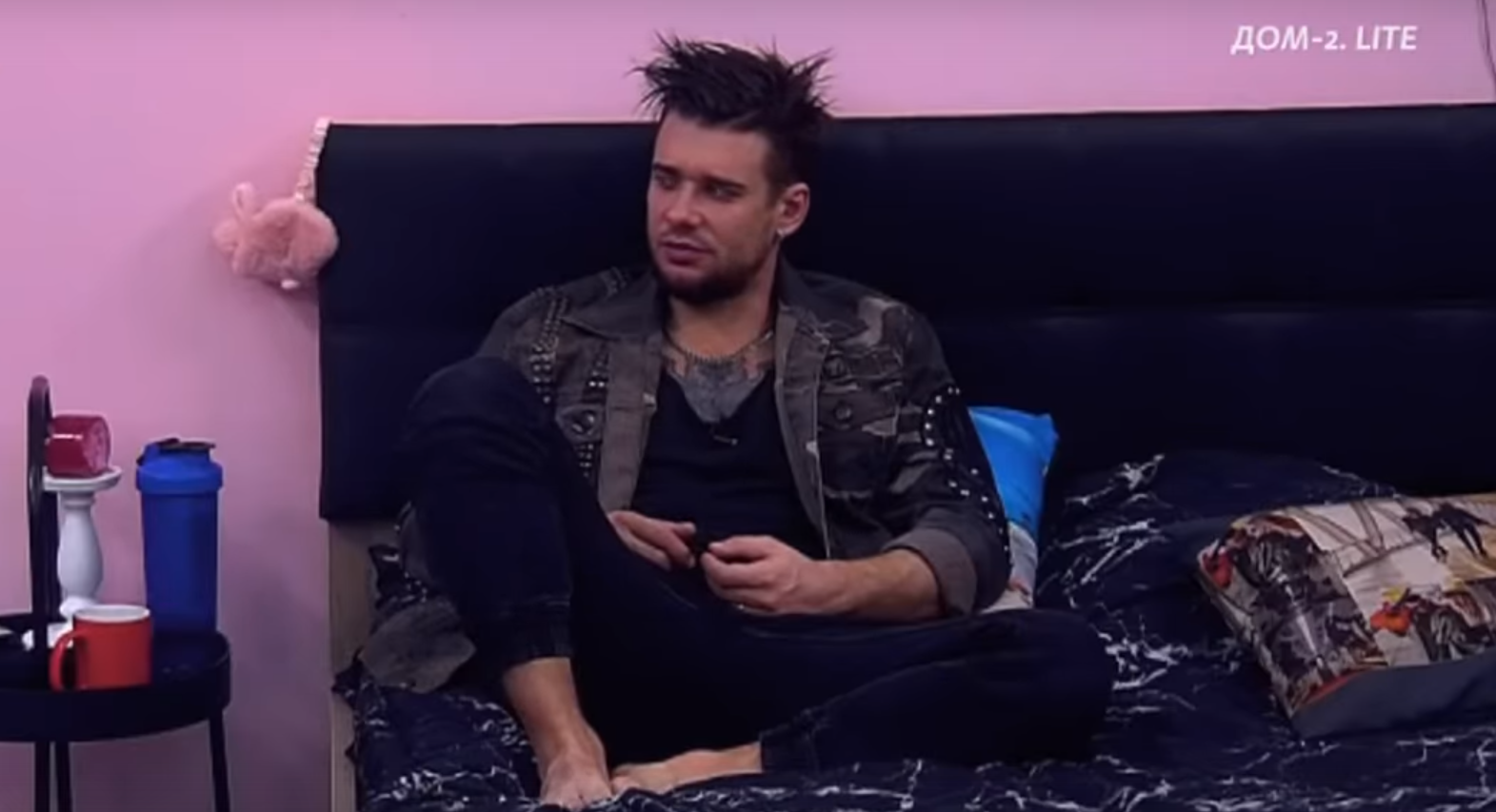 Ромашов начал замечать, что Бигрина к нему охладела Ромашов начал замечать, что Бигрина к нему охладела