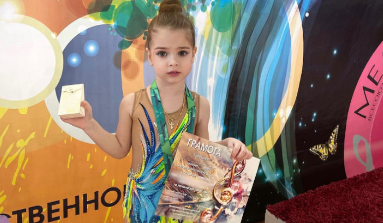 Дочь Ольги Рапунцель заняла второе место на соревнованиях по художественной гимнастике