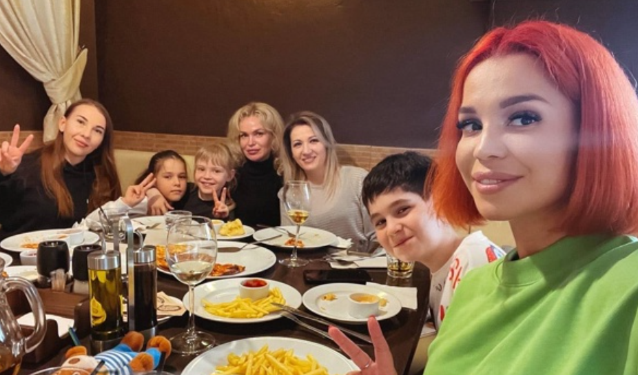 Юлия Салибекова вспомнила, что у Тиграна ещё остался автомобиль