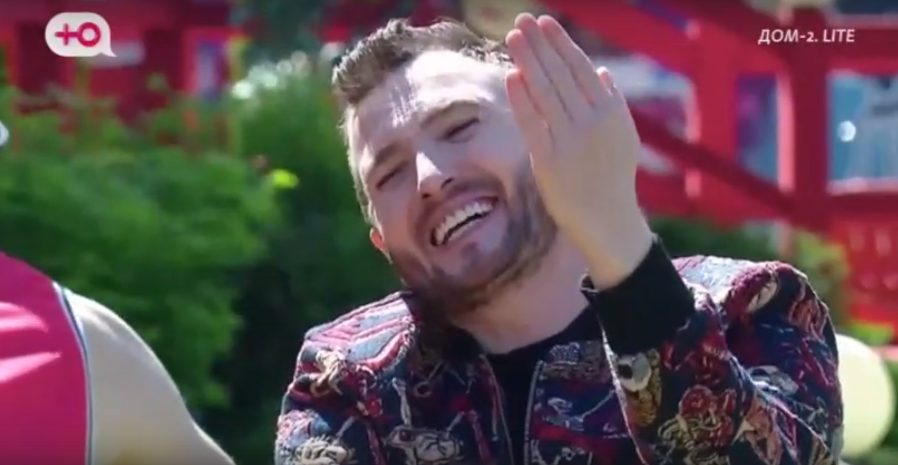 Алексей Адеев проиграл Владу Кадони неприятное пари Алексей Адеев проиграл Владу Кадони неприятное пари