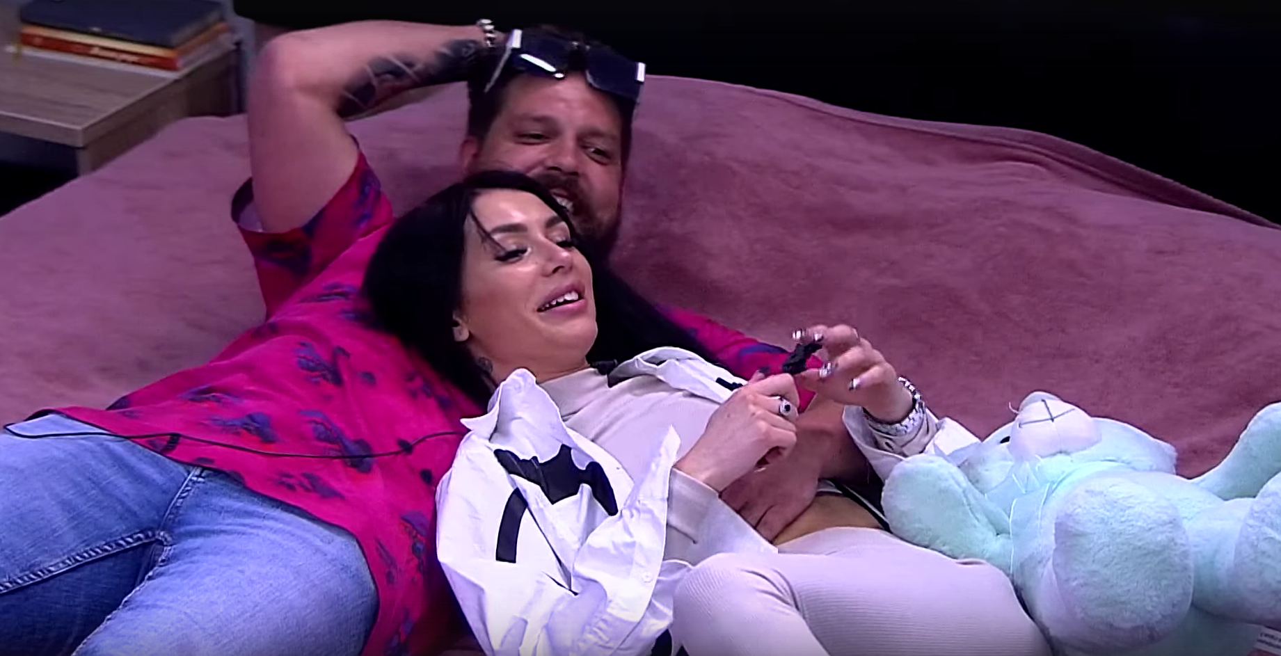 Ловелас Влад Дубровский из Дома 2 встречается только с нормальными женщинами Ловелас Влад Дубровский из Дома 2 встречается только с нормальными женщинами