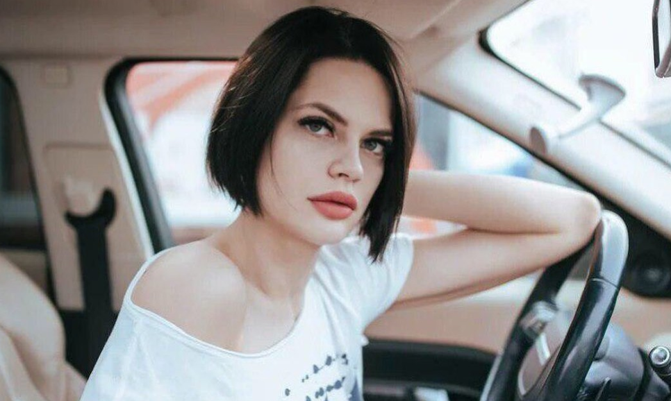 Селена Майер недосмотрела за сыном Аленом и он сломал руку