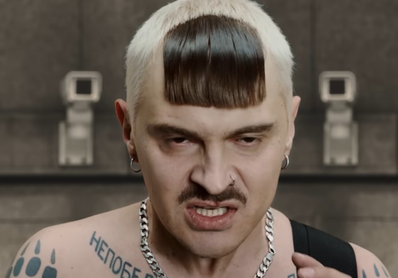 Иосиф Пригожин предложил лишить Little Big гражданства из-за их провокационного клипа