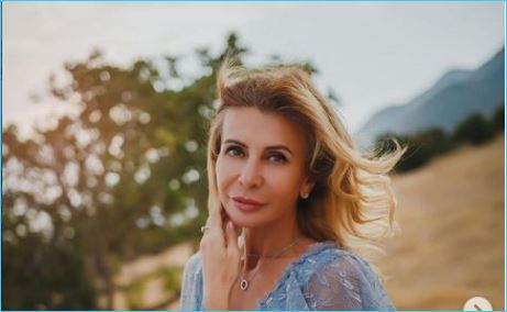 Ирина Агибалова как защитница семейных ценностей решила открыть галерею работ мужа Ирина Агибалова как защитница семейных ценностей решила открыть галерею работ мужа