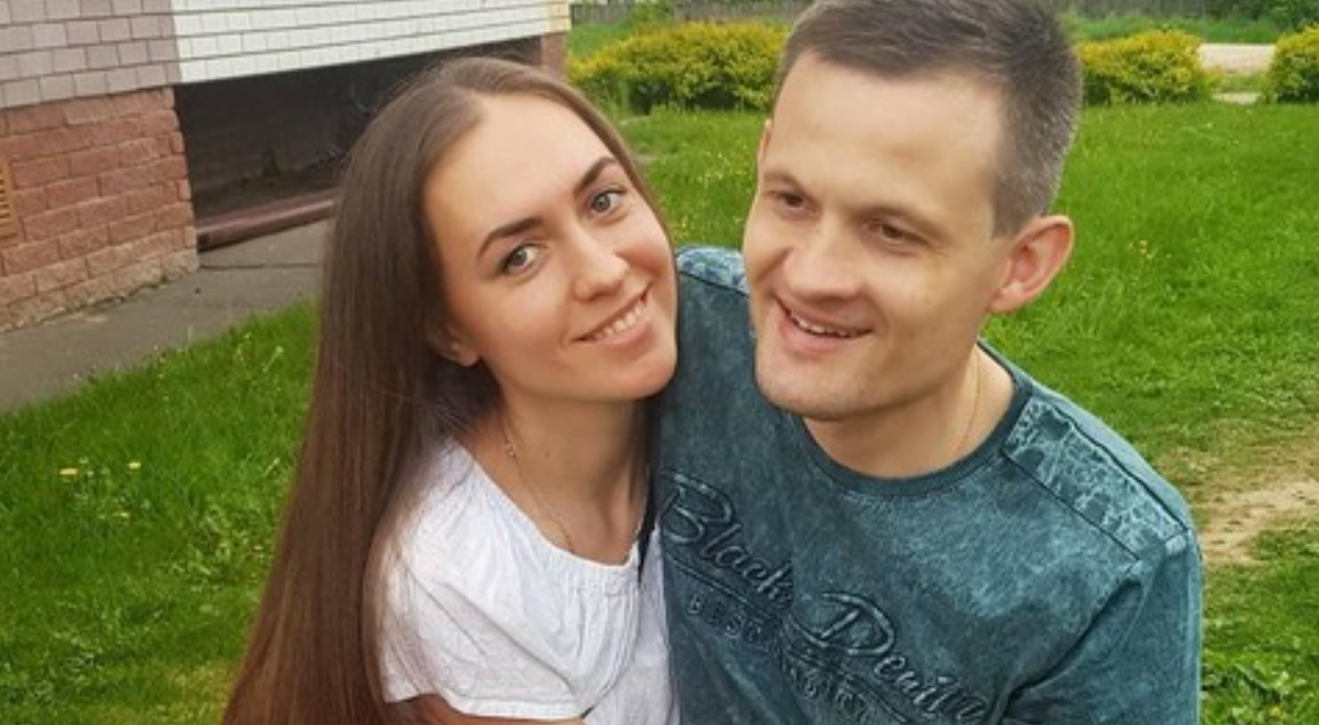 Звезду Дома 2 многодетную мать Марию Круглыхину обокрал муж Звезду Дома 2 многодетную мать Марию Круглыхину обокрал муж