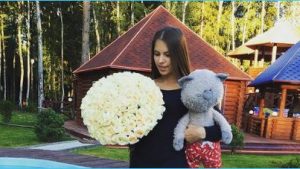 как Артемова призналась, что не планировала стать мамой в 24 года, но родила из-за желания Кузина