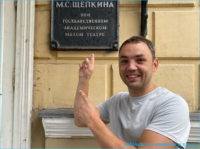 Александр Гобозов признался, что не может достойно содержать сына Роберта