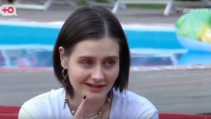 Стало известно, что ведущие Дома 2 не знают, какой мужчина нужен Анне Гейн