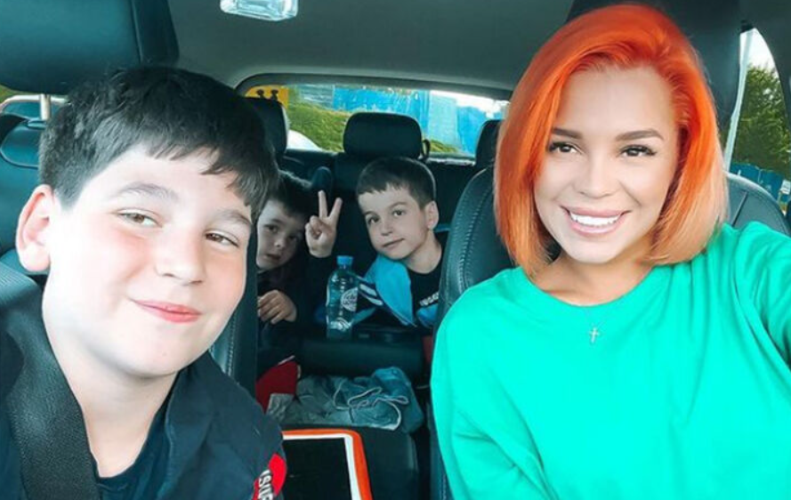 Юлия Салибекова Как тяжело одной против орды