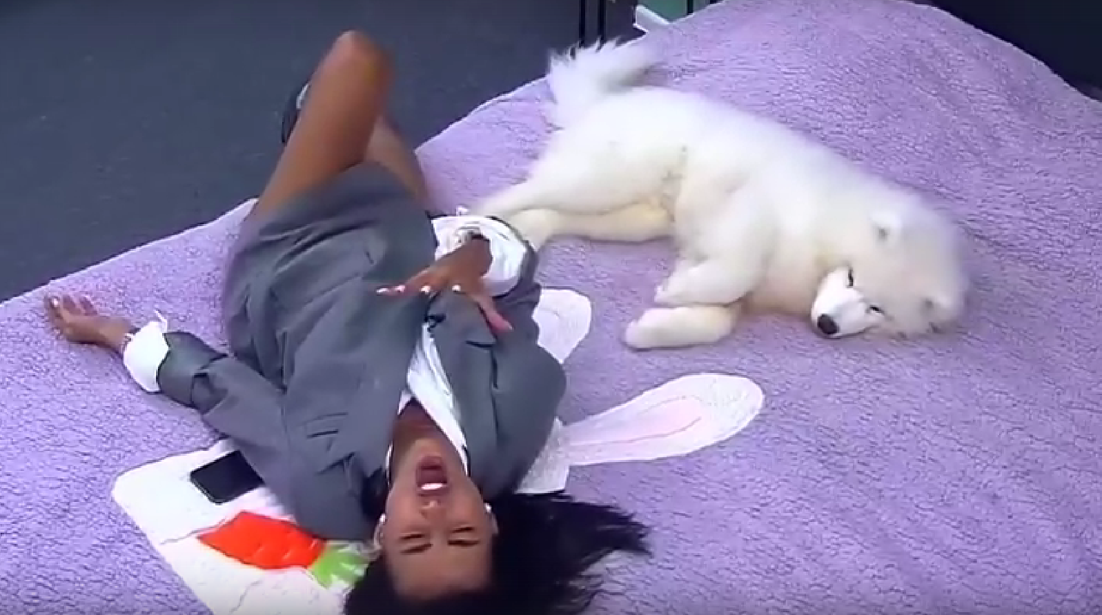 Намеками на беременность Бухынбалтэ избежала тренировок с Барзиковым