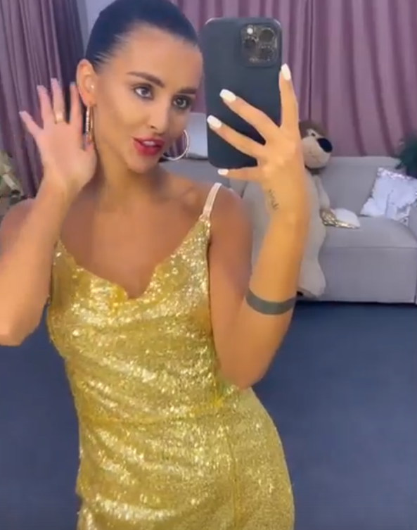 Кристина Бухынбалтэ требует выгнать с проекта Ивана Барзикова