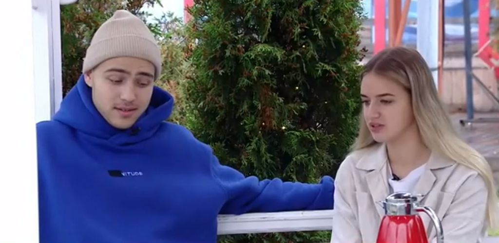 Антон Санников отбирает бизнес у мамы Клавдии Безверховой