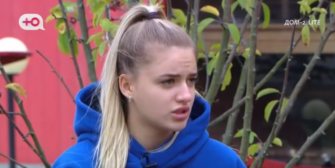 Антон Санников отбирает бизнес у мамы Клавдии Безверховой