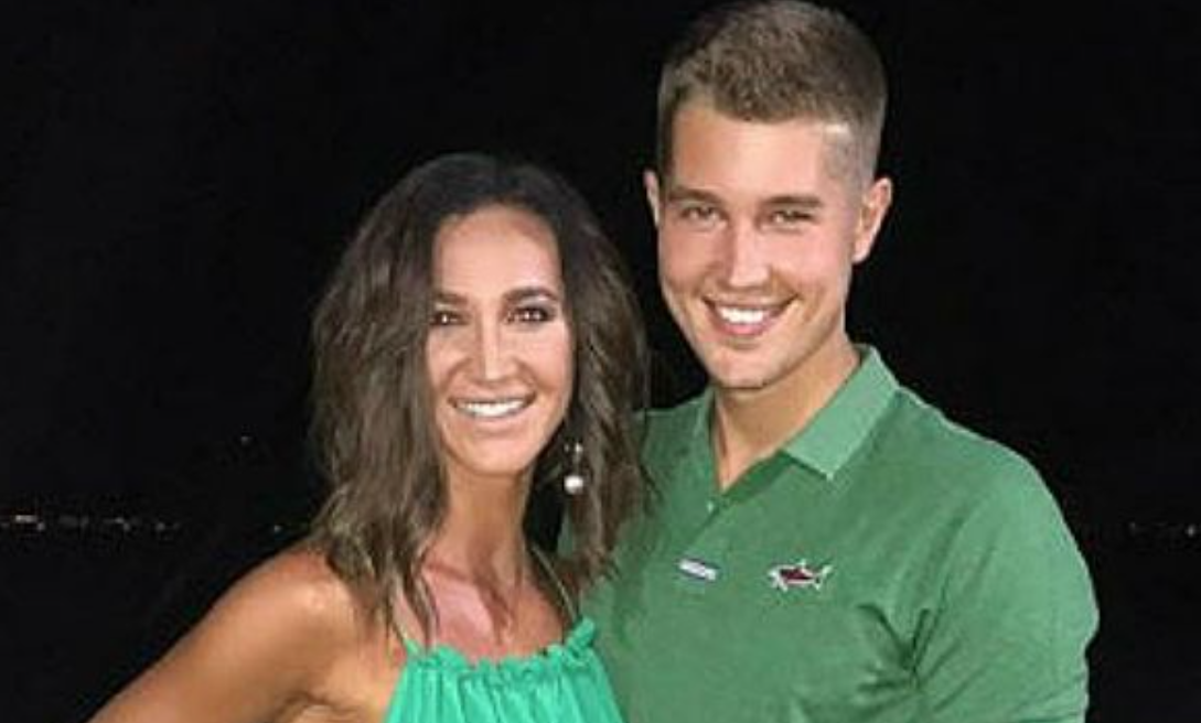 Ольга Бузова и Роман Гриценко встретились в ресторане Ольга Бузова и Роман Гриценко встретились в ресторане