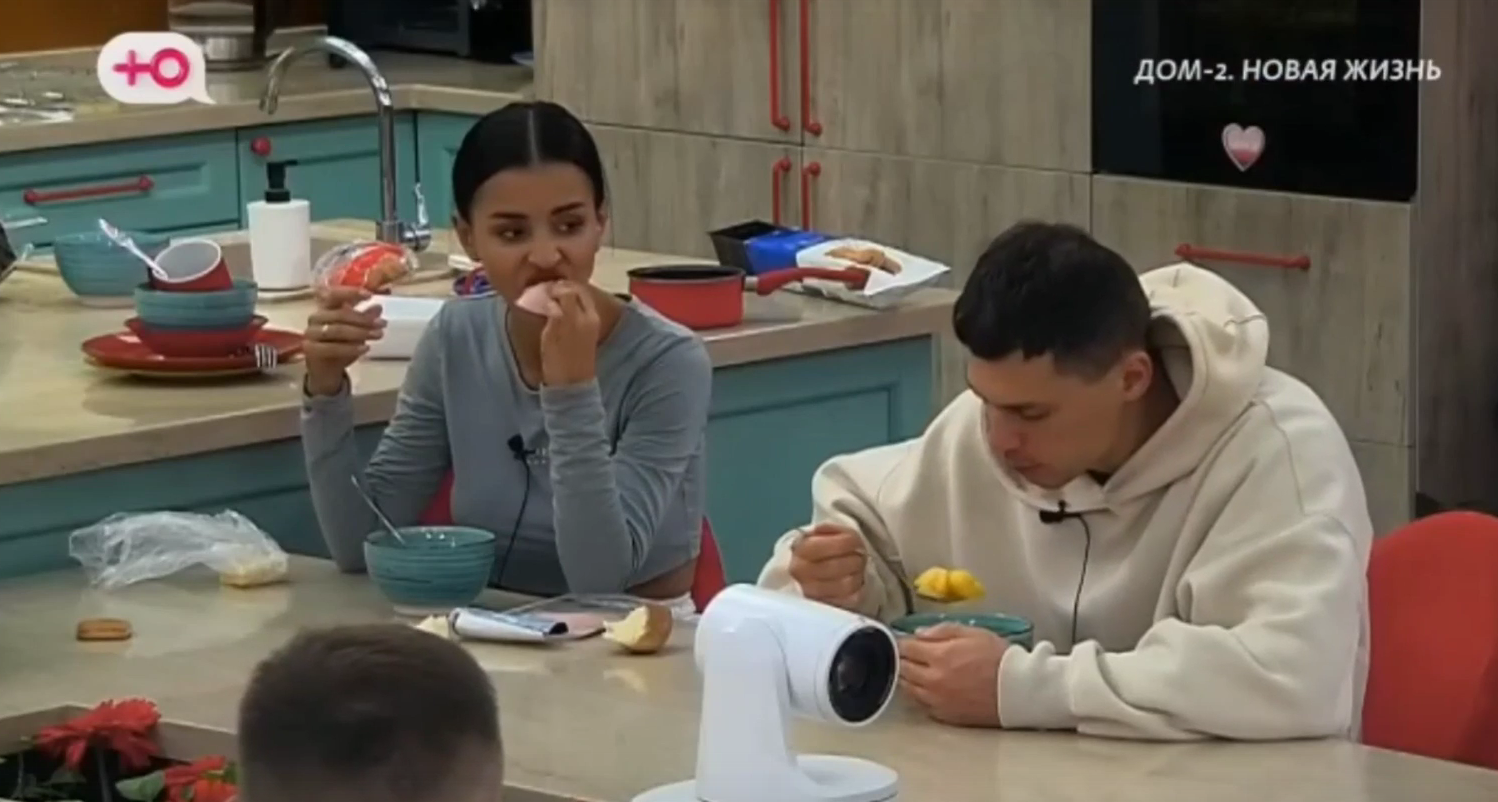 Барзиков отменил свадьбу и выселил Бухынбалтэ из комнаты