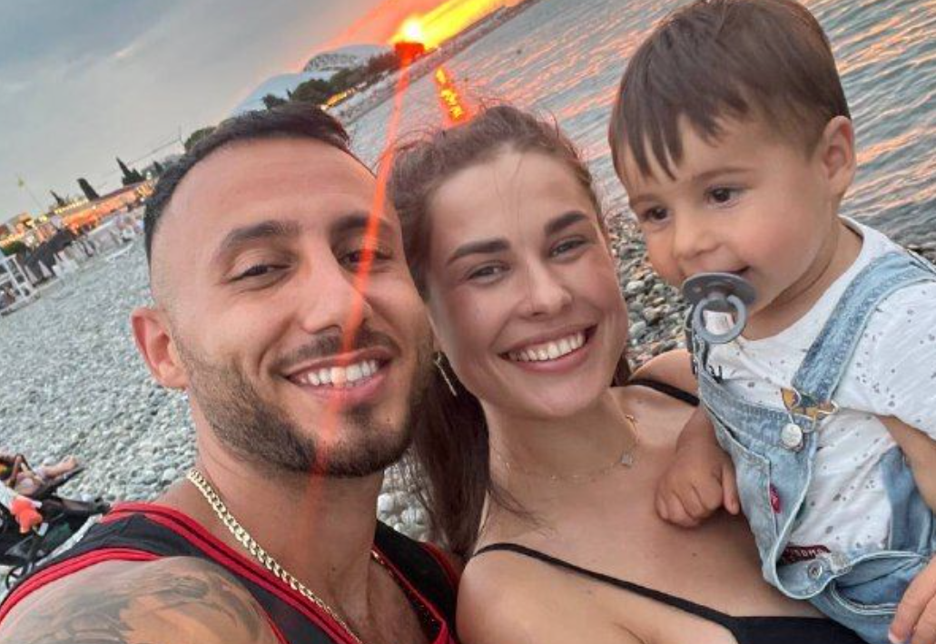 Пинчук и Чобанян рады первым успехам сына в футболе Пинчук и Чобанян рады первым успехам сына в футболе