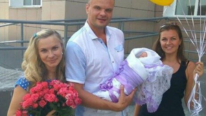 Экс-звезда дома 2 Анастасия Дашко решила отдать сына в школу в 8 лет