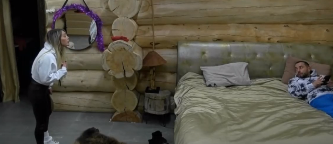 Тетерев бросил Гурину одну на Доме 2 и сбежал в Египет