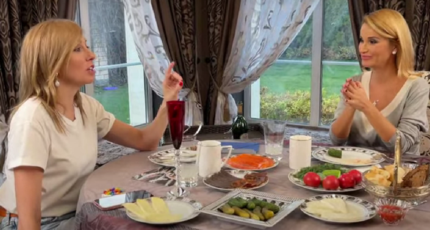 Ольга Орлова рассказала о легкой второй беременности и первом муже