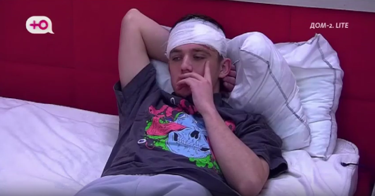 Артур Николайчук показал свою квартиру после ограбления Артур Николайчук показал свою квартиру после ограбления