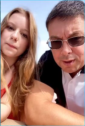 Андрей Чуев гордится дочерью Лизой, с которой встретился в Дубае