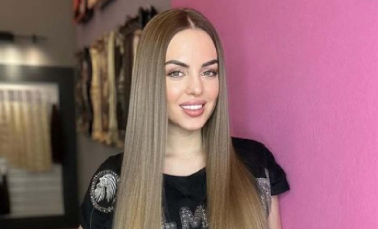Юлия Ефременкова доказывает подписчицам, что Мондезир не няня, а отец её детей