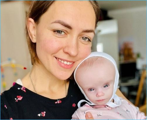 Мария Круглыхина вынуждена лечиться из-за сбора денег для больного ребенка