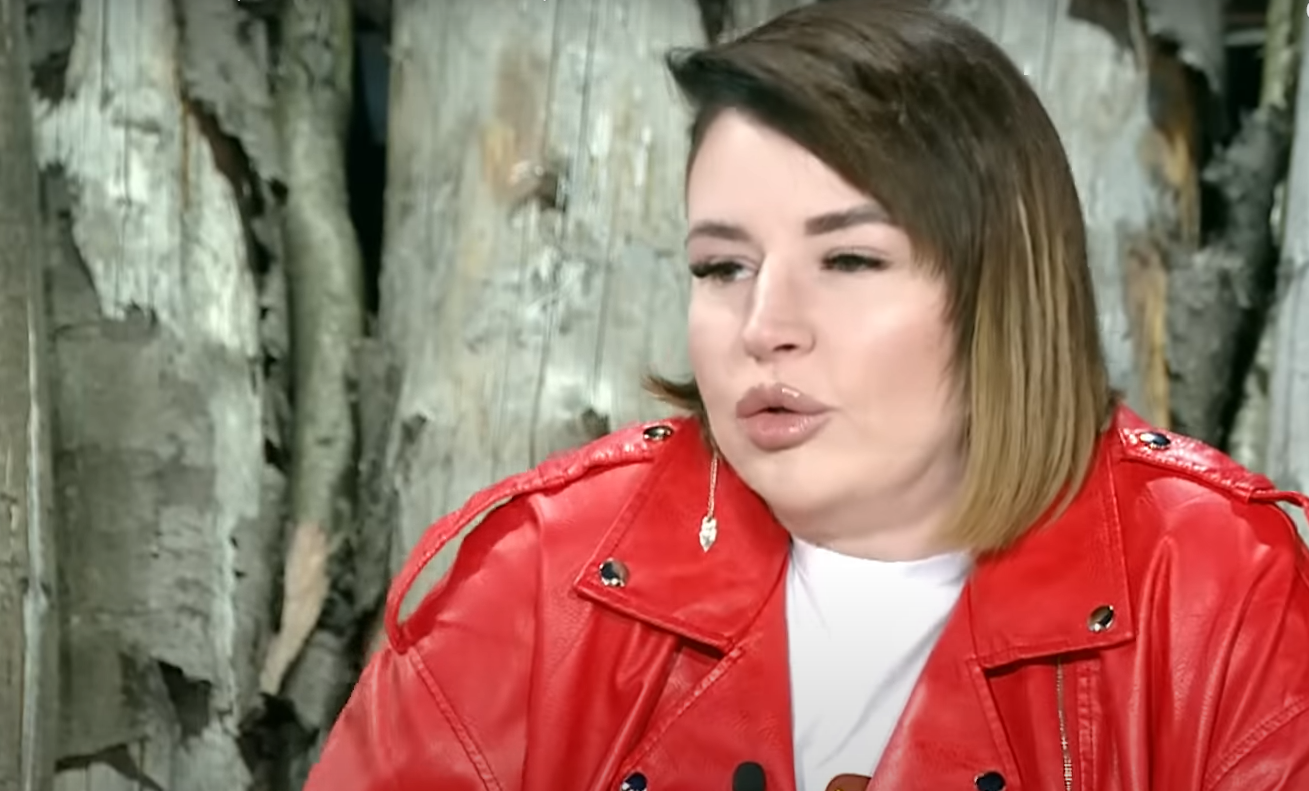 Клавдия Безверхова обвинила Сашу Черно в обмане подписчиков Клавдия Безверхова обвинила Сашу Черно в обмане подписчиков