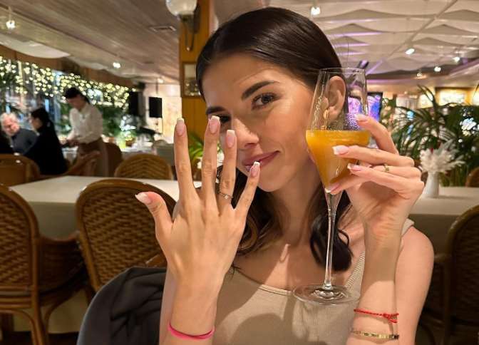 Ирина Пингвинова получила предложение и выходит замуж